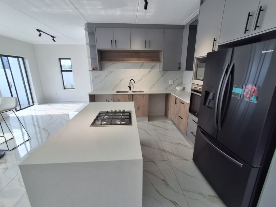 3 Bedroom Property for Sale in Sandown Western Cape